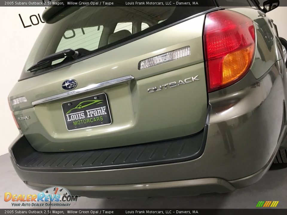 2005 Subaru Outback 2.5i Wagon Willow Green Opal / Taupe Photo #29