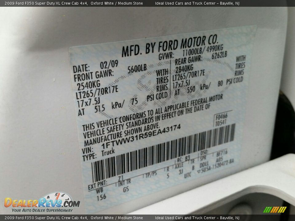 2009 Ford F350 Super Duty XL Crew Cab 4x4 Oxford White / Medium Stone Photo #16