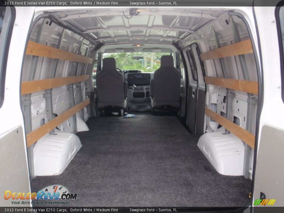 2013 Ford E Series Van E250 Cargo Oxford White / Medium Flint Photo #9