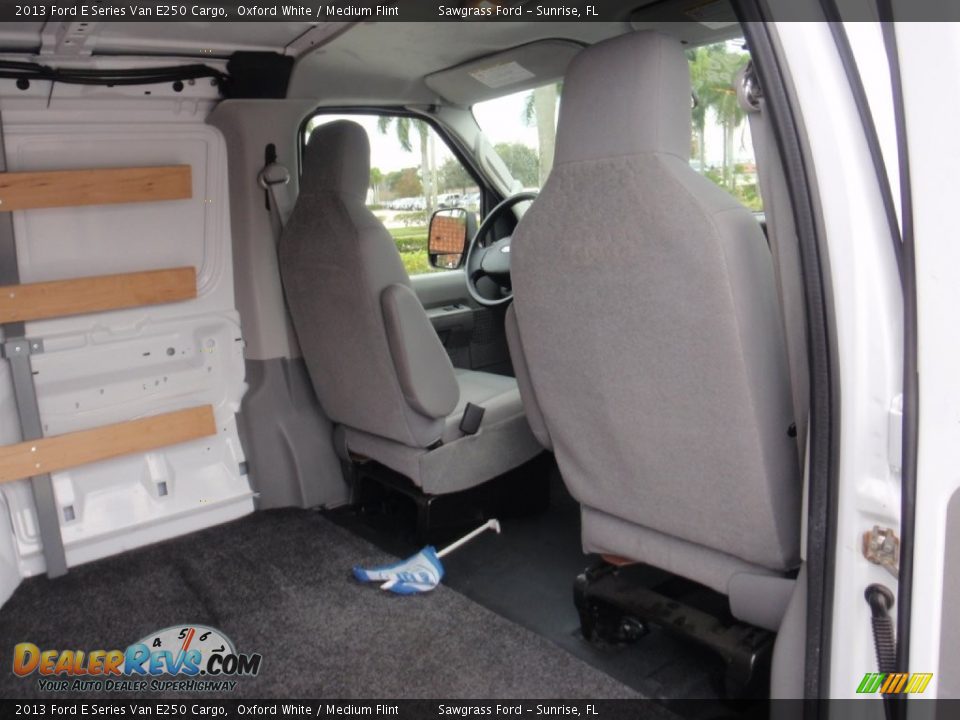 2013 Ford E Series Van E250 Cargo Oxford White / Medium Flint Photo #24