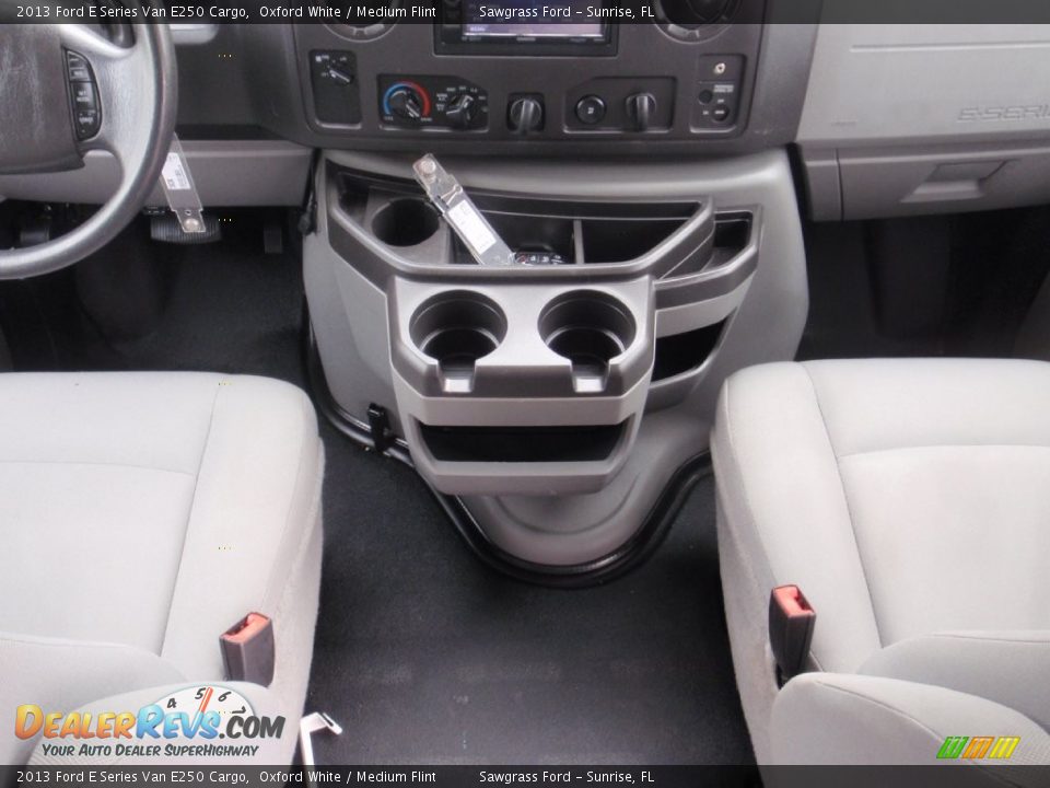 2013 Ford E Series Van E250 Cargo Oxford White / Medium Flint Photo #30