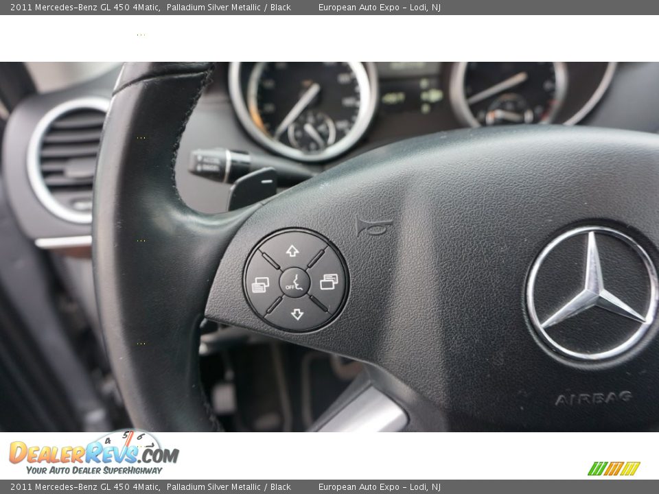 2011 Mercedes-Benz GL 450 4Matic Palladium Silver Metallic / Black Photo #26