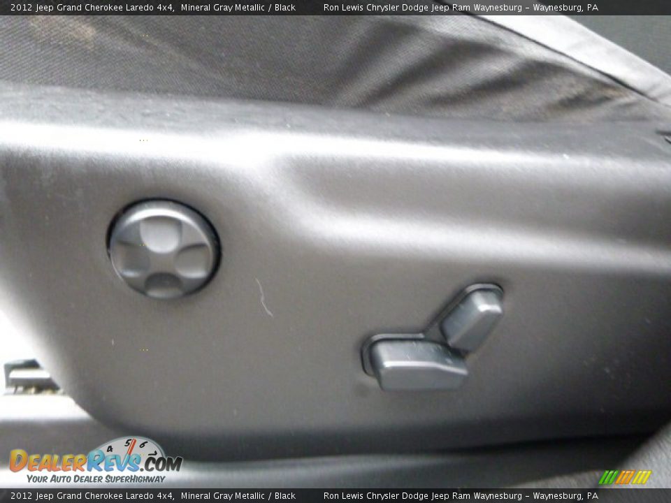 2012 Jeep Grand Cherokee Laredo 4x4 Mineral Gray Metallic / Black Photo #16