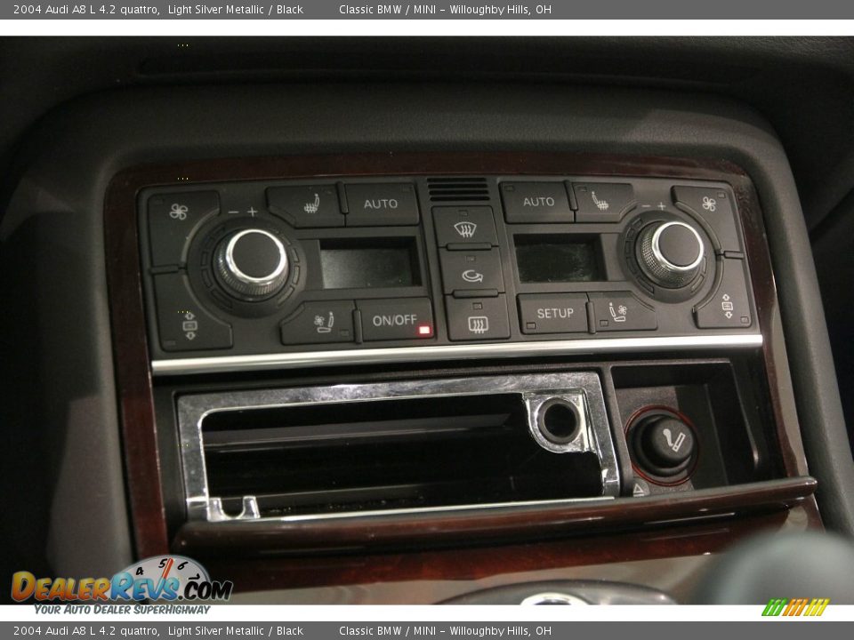 2004 Audi A8 L 4.2 quattro Light Silver Metallic / Black Photo #15