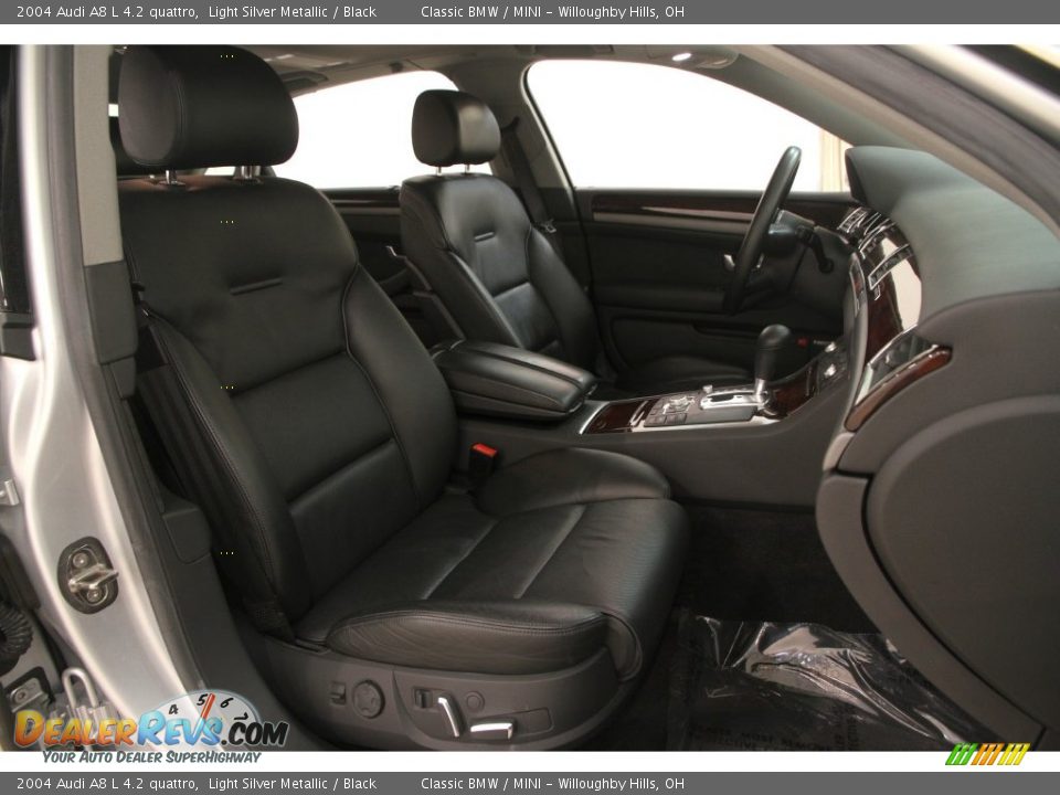 2004 Audi A8 L 4.2 quattro Light Silver Metallic / Black Photo #21