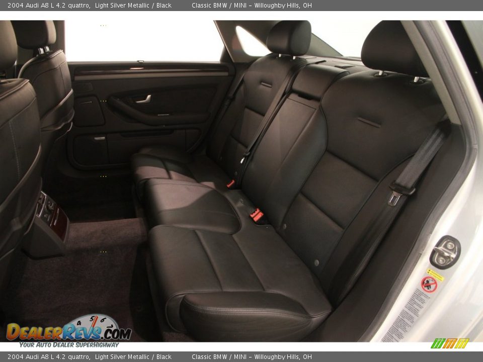 2004 Audi A8 L 4.2 quattro Light Silver Metallic / Black Photo #27