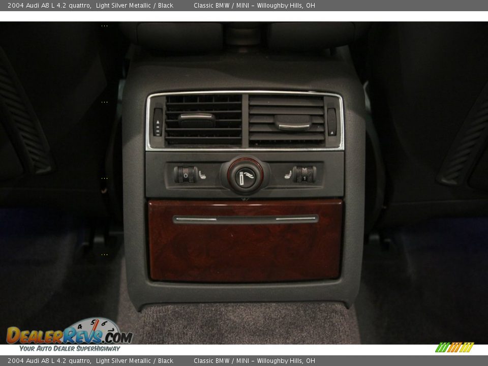 2004 Audi A8 L 4.2 quattro Light Silver Metallic / Black Photo #30
