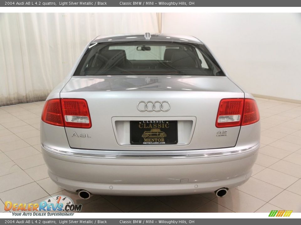 2004 Audi A8 L 4.2 quattro Light Silver Metallic / Black Photo #32