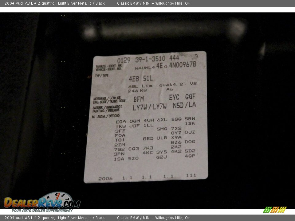 2004 Audi A8 L 4.2 quattro Light Silver Metallic / Black Photo #35