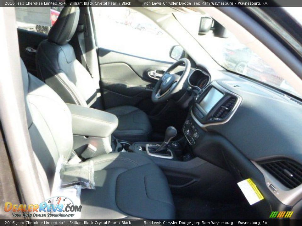 2016 Jeep Cherokee Limited 4x4 Brilliant Black Crystal Pearl / Black Photo #8