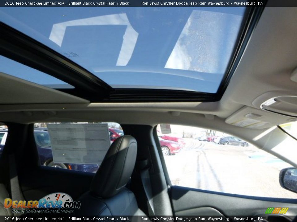 2016 Jeep Cherokee Limited 4x4 Brilliant Black Crystal Pearl / Black Photo #10