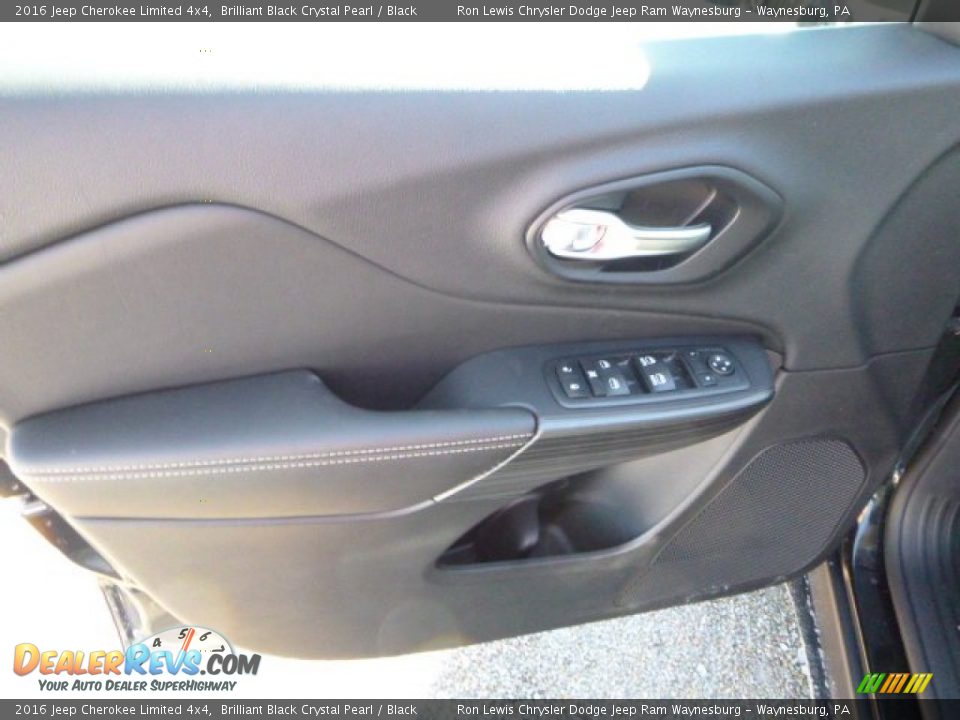 2016 Jeep Cherokee Limited 4x4 Brilliant Black Crystal Pearl / Black Photo #13