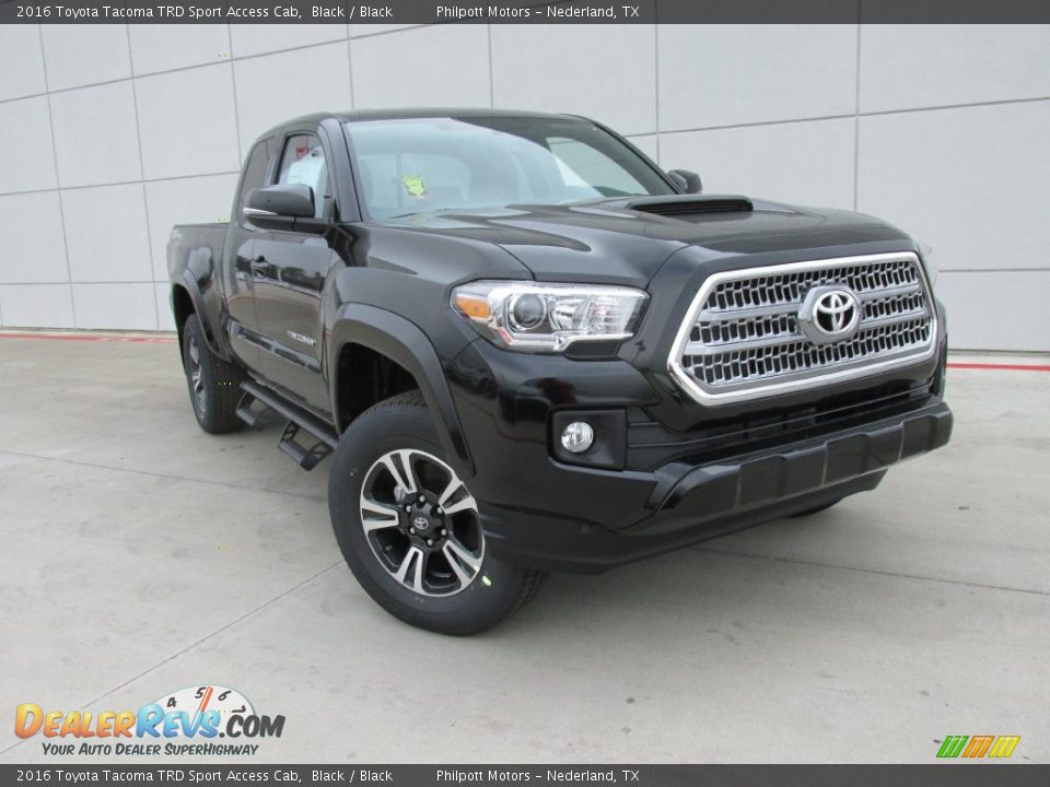 Front 3/4 View of 2016 Toyota Tacoma TRD Sport Access Cab Photo #1