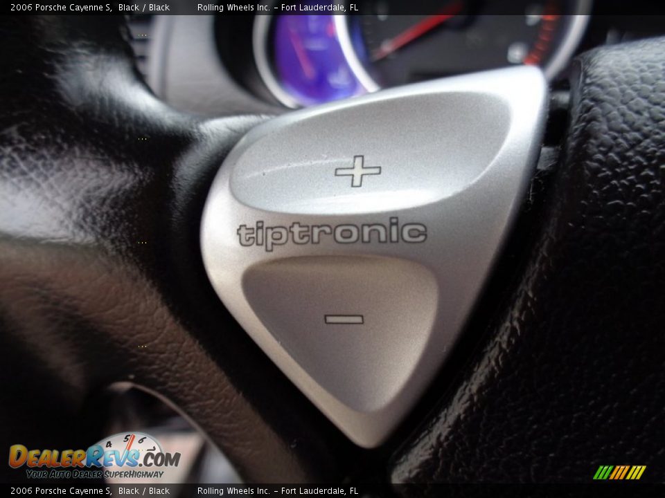 2006 Porsche Cayenne S Shifter Photo #6