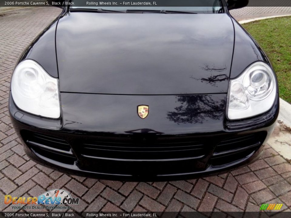 2006 Porsche Cayenne S Black / Black Photo #23