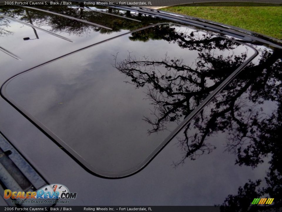 2006 Porsche Cayenne S Black / Black Photo #28