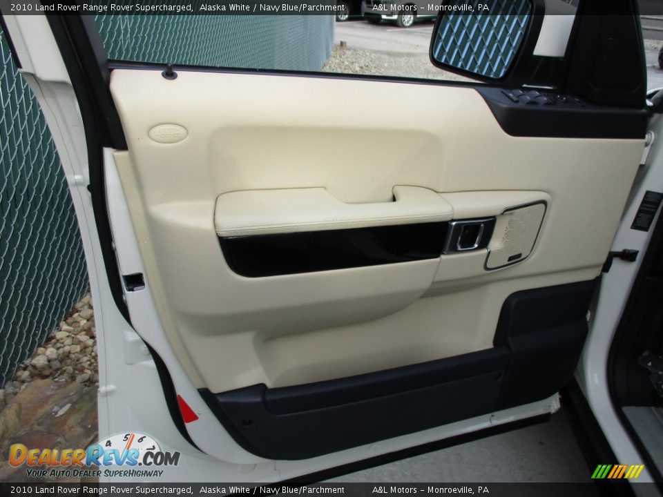 2010 Land Rover Range Rover Supercharged Alaska White / Navy Blue/Parchment Photo #10