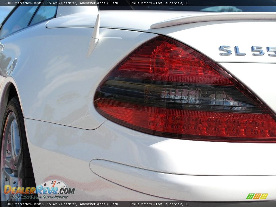 2007 Mercedes-Benz SL 55 AMG Roadster Alabaster White / Black Photo #23