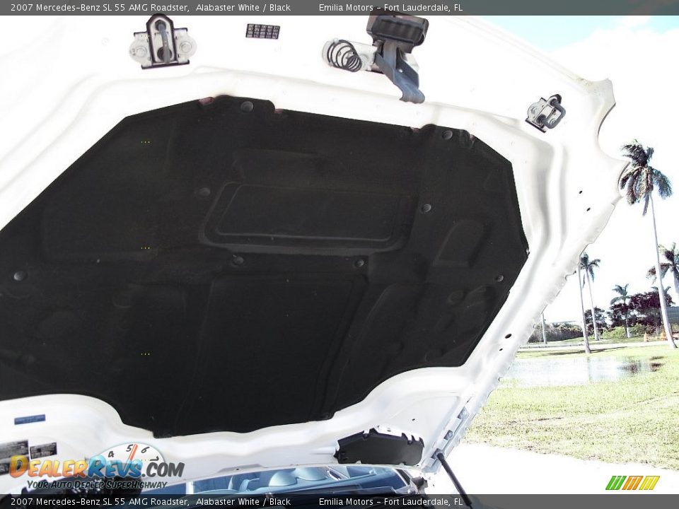 2007 Mercedes-Benz SL 55 AMG Roadster Alabaster White / Black Photo #39