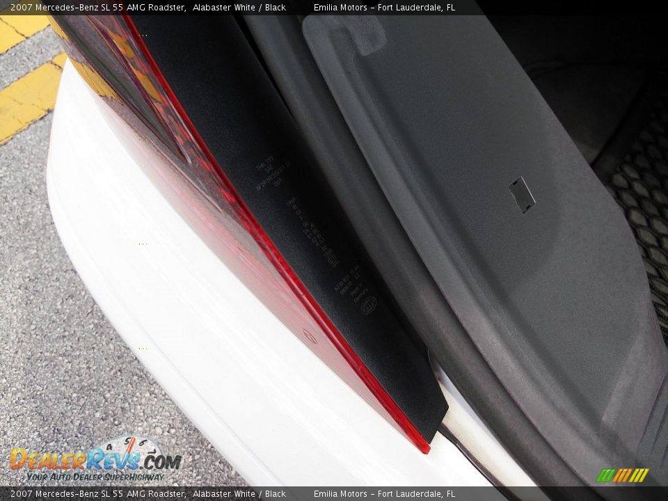 2007 Mercedes-Benz SL 55 AMG Roadster Alabaster White / Black Photo #47