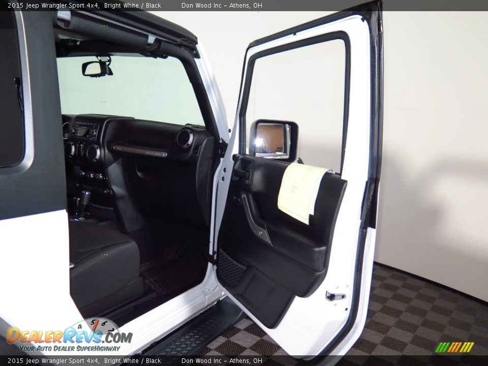 2015 Jeep Wrangler Sport 4x4 Bright White / Black Photo #14