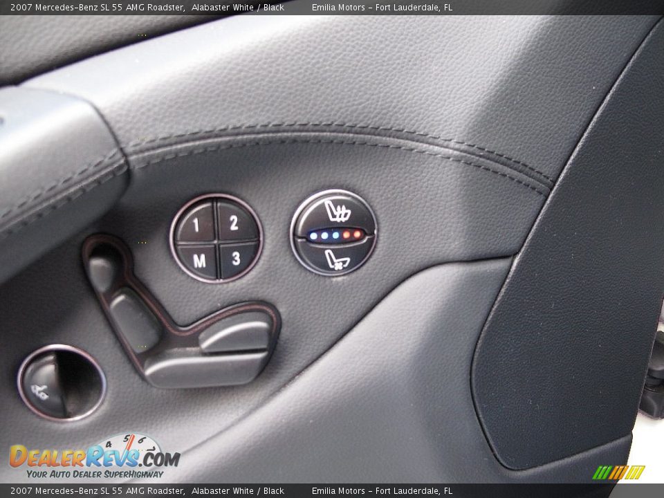 Controls of 2007 Mercedes-Benz SL 55 AMG Roadster Photo #57