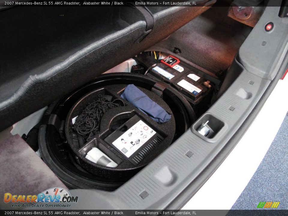 2007 Mercedes-Benz SL 55 AMG Roadster Alabaster White / Black Photo #70