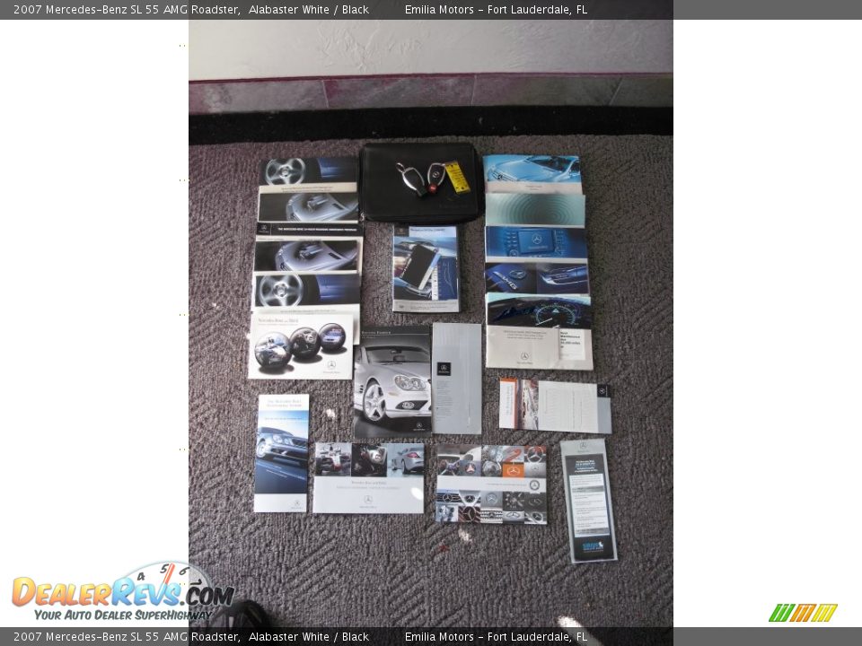 Books/Manuals of 2007 Mercedes-Benz SL 55 AMG Roadster Photo #73