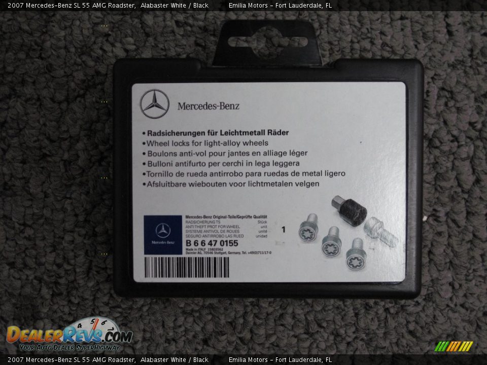 Info Tag of 2007 Mercedes-Benz SL 55 AMG Roadster Photo #83