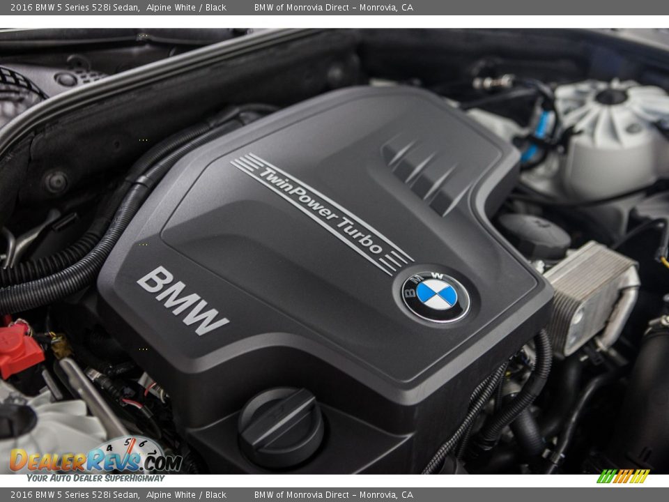 2016 BMW 5 Series 528i Sedan Alpine White / Black Photo #26