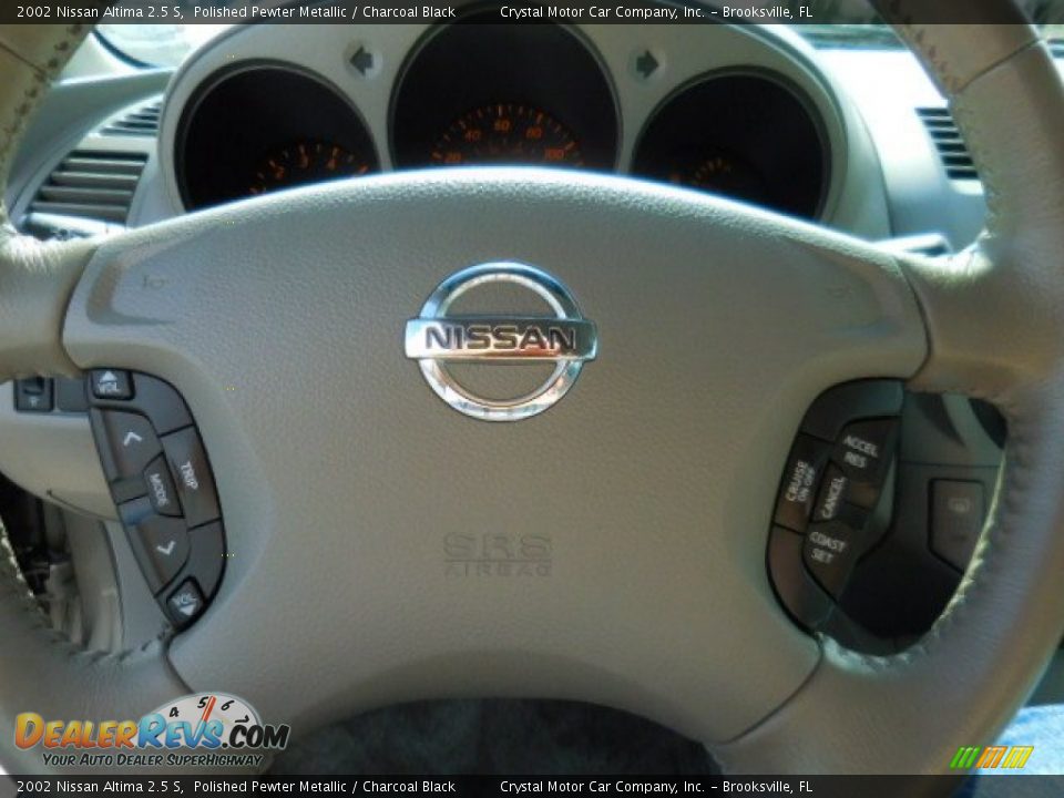 2002 Nissan Altima 2.5 S Polished Pewter Metallic / Charcoal Black Photo #21