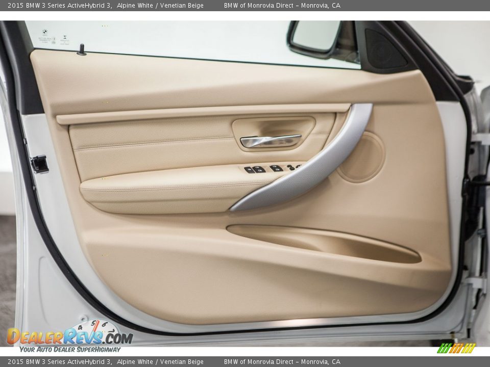 Door Panel of 2015 BMW 3 Series ActiveHybrid 3 Photo #22