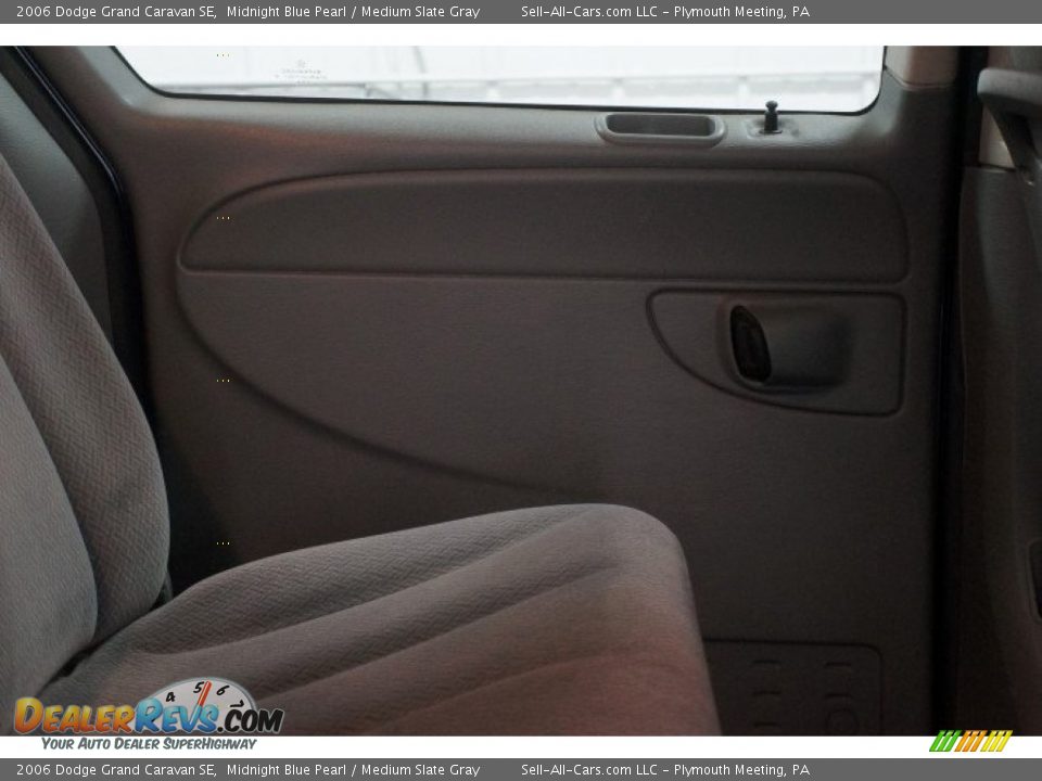 2006 Dodge Grand Caravan SE Midnight Blue Pearl / Medium Slate Gray Photo #15