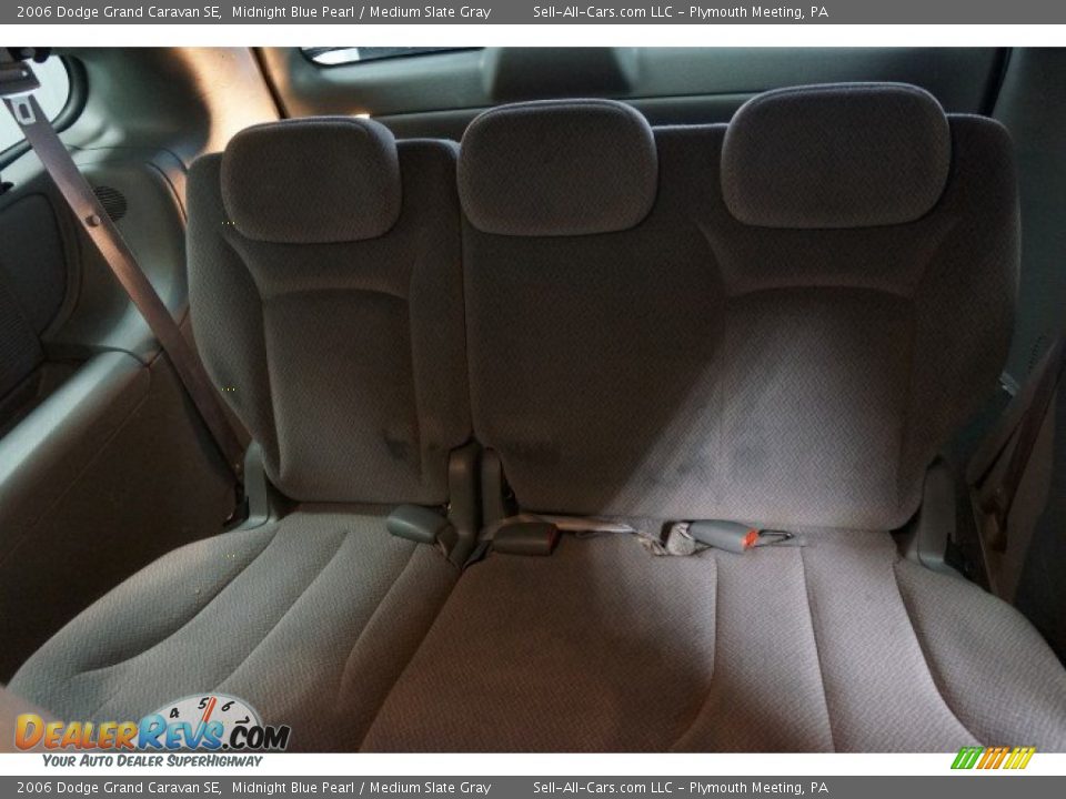 2006 Dodge Grand Caravan SE Midnight Blue Pearl / Medium Slate Gray Photo #23