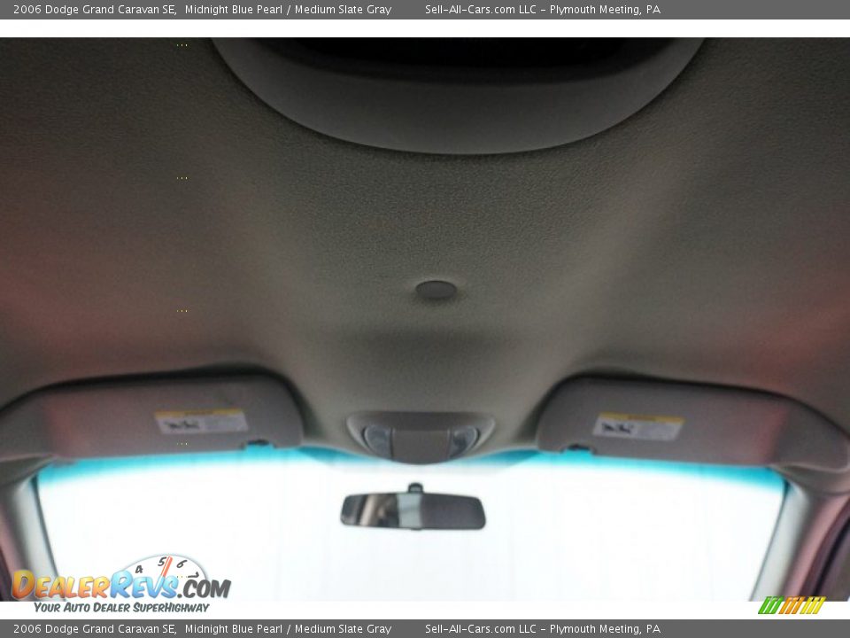 2006 Dodge Grand Caravan SE Midnight Blue Pearl / Medium Slate Gray Photo #26