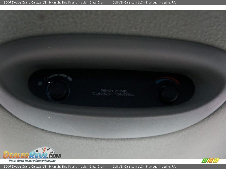 2006 Dodge Grand Caravan SE Midnight Blue Pearl / Medium Slate Gray Photo #27