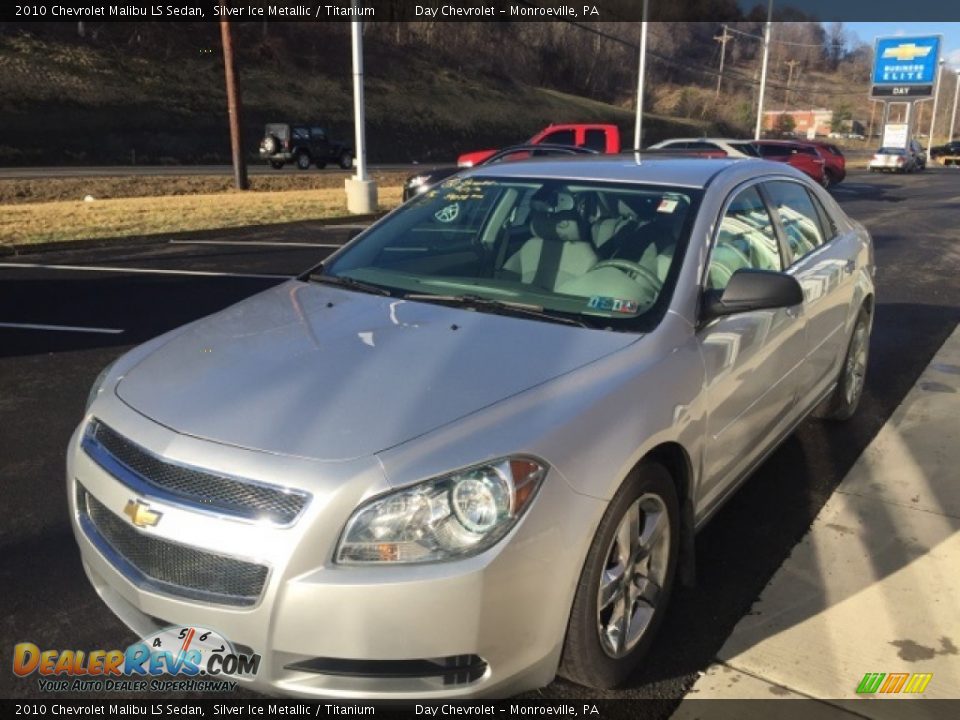 2010 Chevrolet Malibu LS Sedan Silver Ice Metallic / Titanium Photo #4