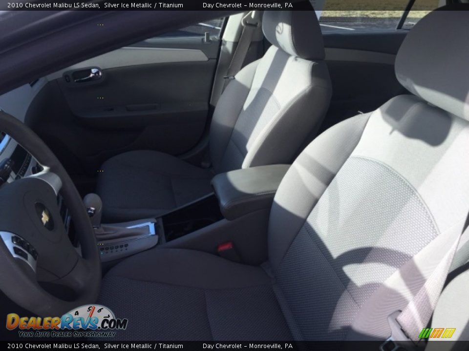 2010 Chevrolet Malibu LS Sedan Silver Ice Metallic / Titanium Photo #10