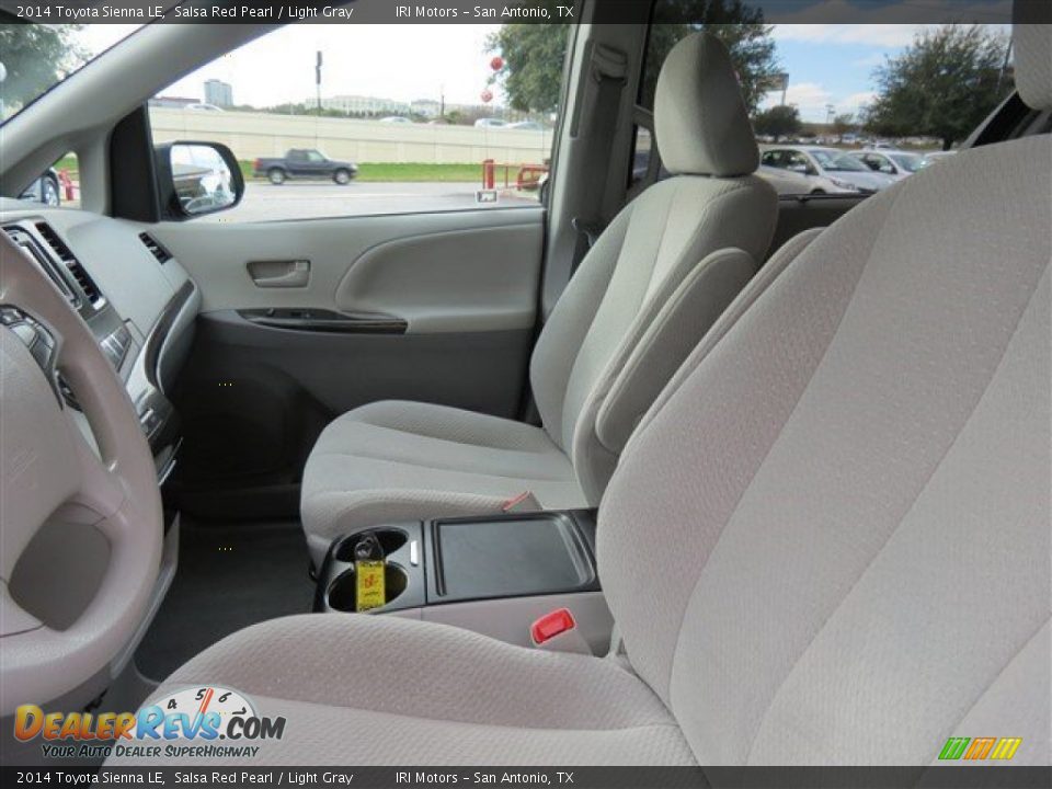 2014 Toyota Sienna LE Salsa Red Pearl / Light Gray Photo #15