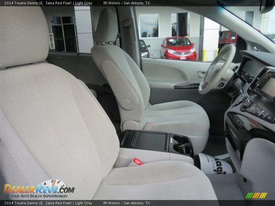 2014 Toyota Sienna LE Salsa Red Pearl / Light Gray Photo #21