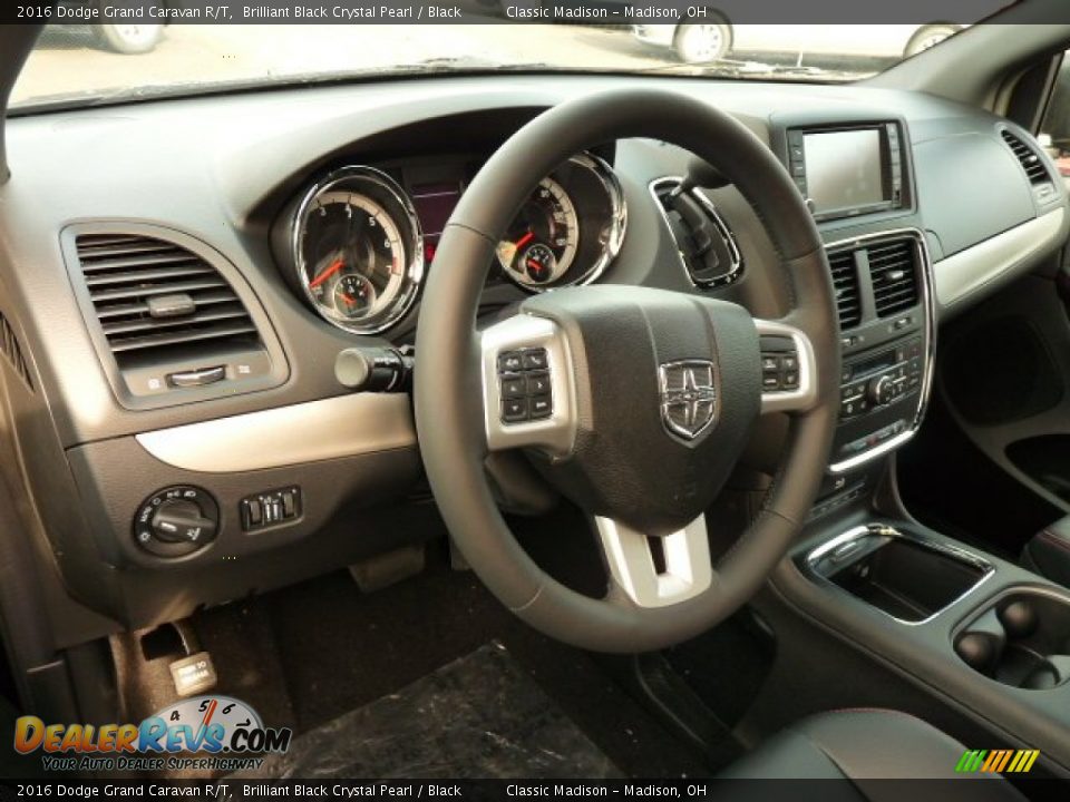 2016 Dodge Grand Caravan R/T Brilliant Black Crystal Pearl / Black Photo #4