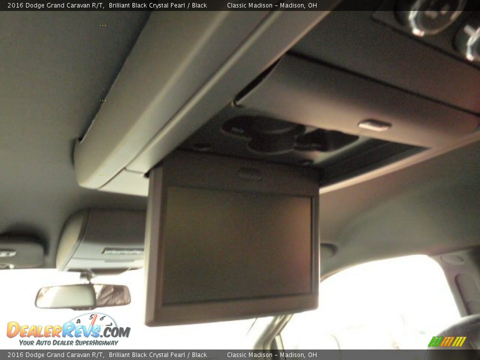 2016 Dodge Grand Caravan R/T Brilliant Black Crystal Pearl / Black Photo #9