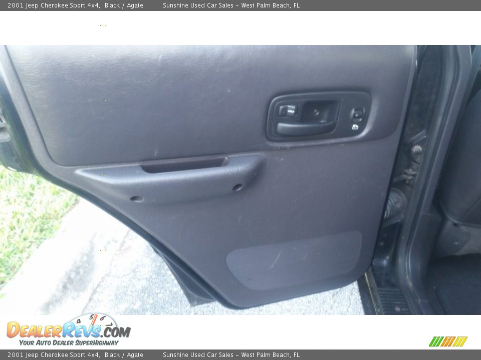 2001 Jeep Cherokee Sport 4x4 Black / Agate Photo #13