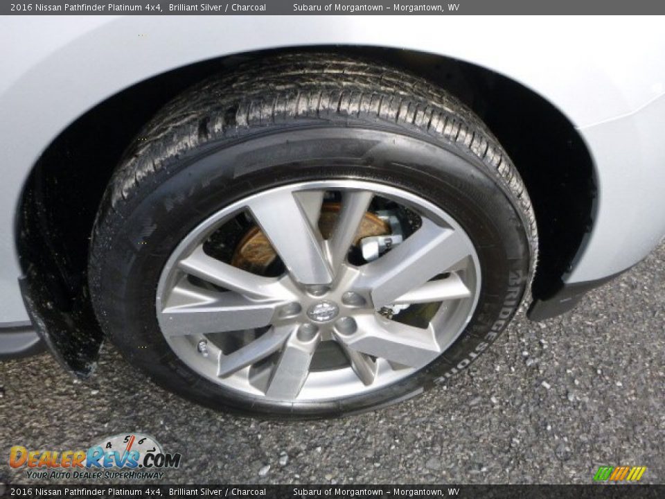 2016 Nissan Pathfinder Platinum 4x4 Wheel Photo #2