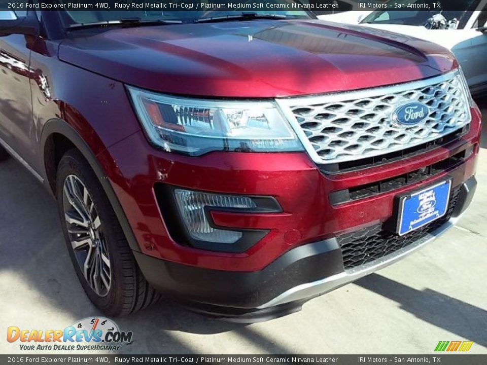 2016 Ford Explorer Platinum 4WD Ruby Red Metallic Tri-Coat / Platinum Medium Soft Ceramic Nirvana Leather Photo #3