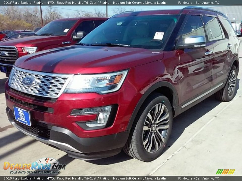 2016 Ford Explorer Platinum 4WD Ruby Red Metallic Tri-Coat / Platinum Medium Soft Ceramic Nirvana Leather Photo #8