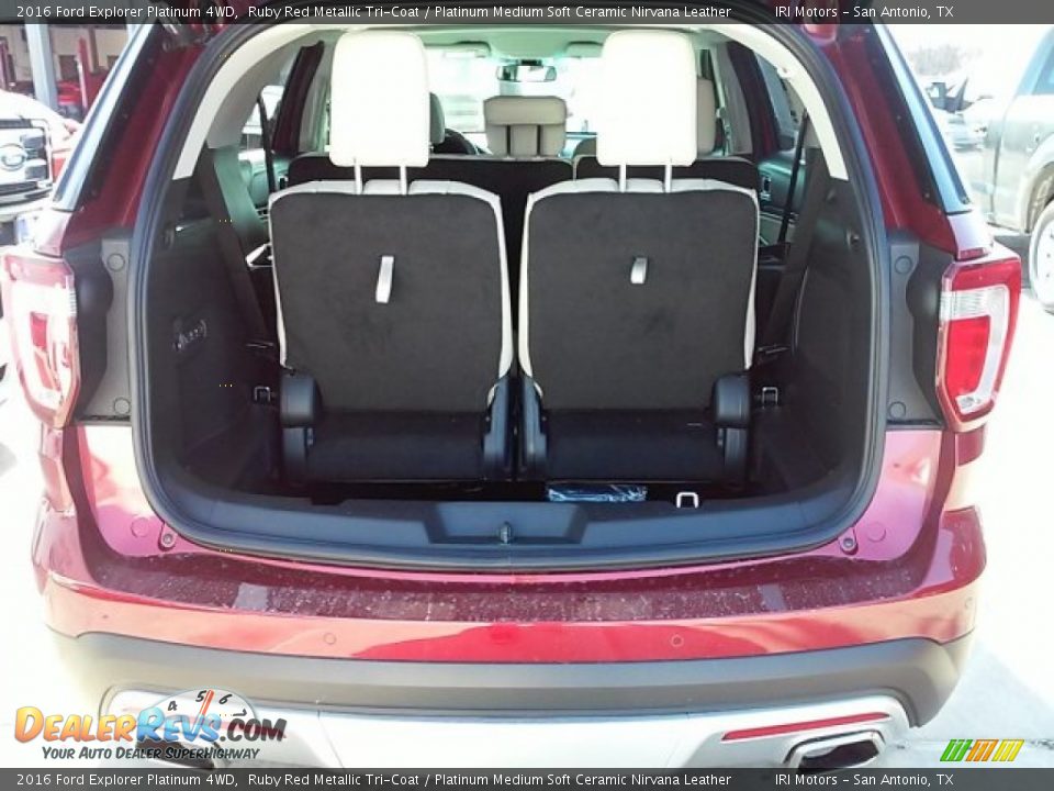 2016 Ford Explorer Platinum 4WD Ruby Red Metallic Tri-Coat / Platinum Medium Soft Ceramic Nirvana Leather Photo #13