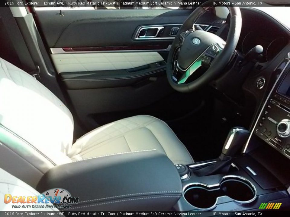 2016 Ford Explorer Platinum 4WD Ruby Red Metallic Tri-Coat / Platinum Medium Soft Ceramic Nirvana Leather Photo #27