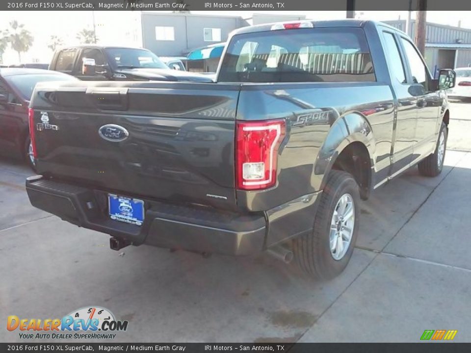 2016 Ford F150 XL SuperCab Magnetic / Medium Earth Gray Photo #12