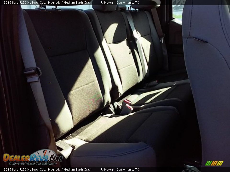 2016 Ford F150 XL SuperCab Magnetic / Medium Earth Gray Photo #14